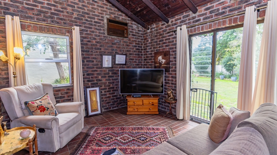 4 Bedroom Property for Sale in Groenvlei Western Cape
